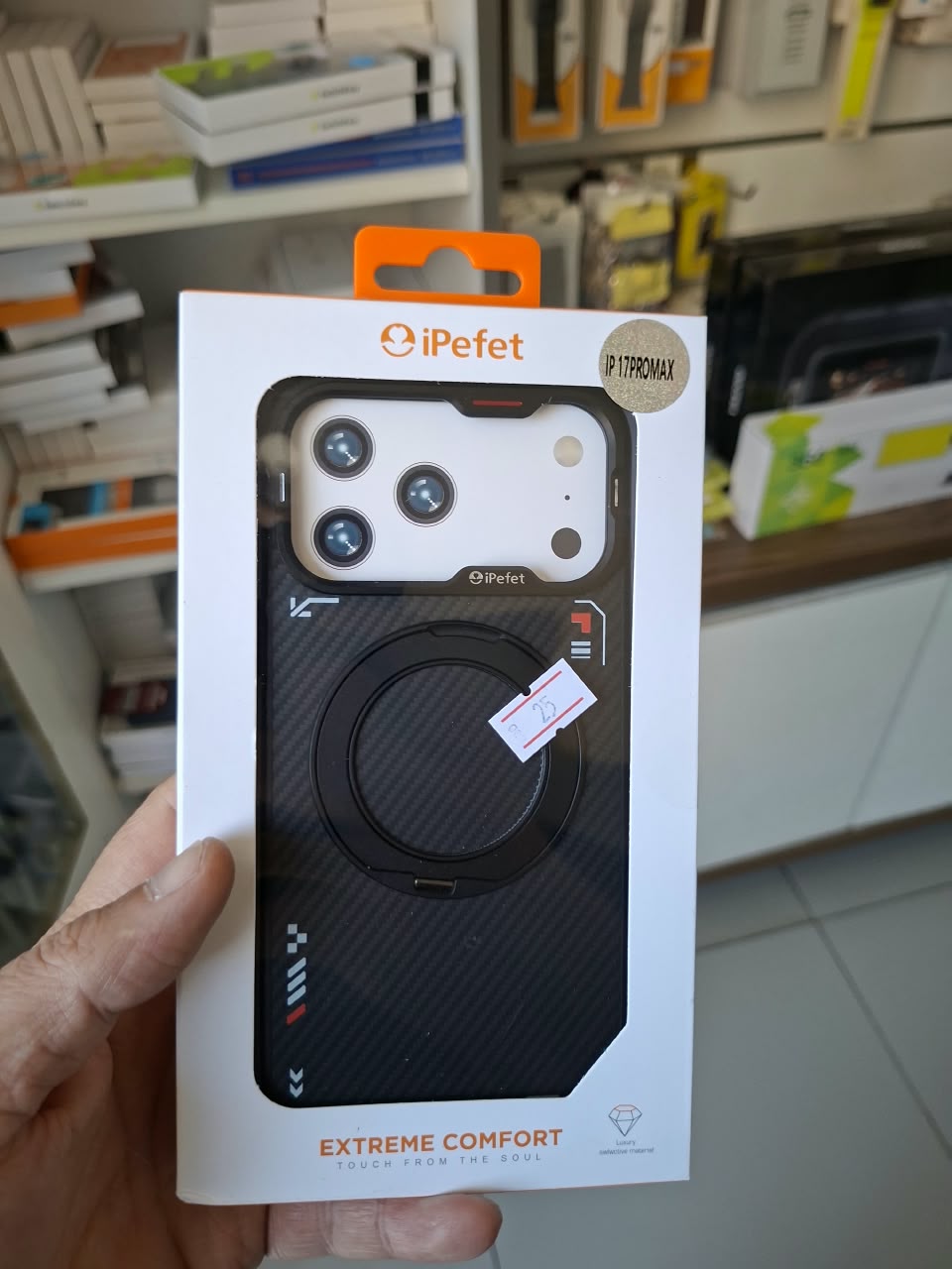 iPefet Carbon-Pattern Ring Stand Case for iPhone 17 Pro Max - Black